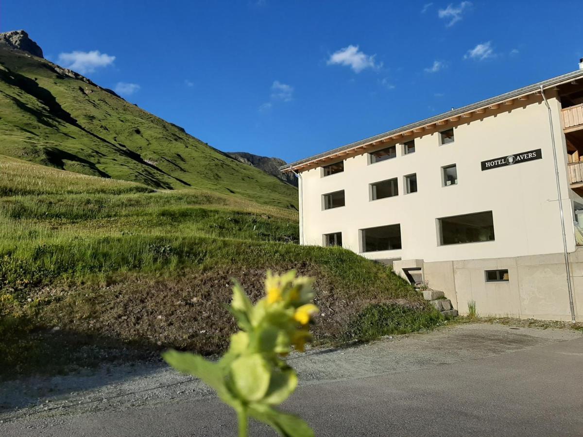 Hotel Avers Am Bach Exterior photo