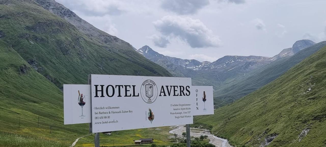 Hotel Avers Am Bach Exterior photo